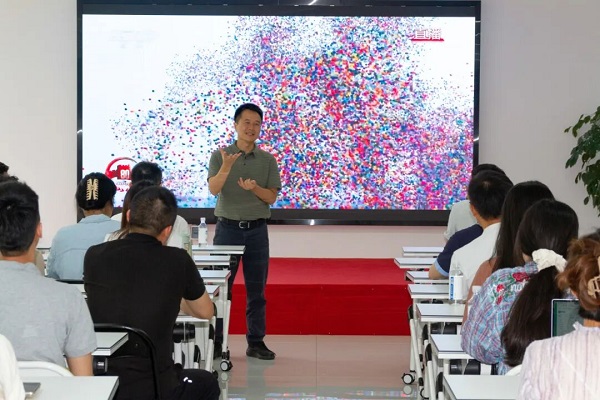 銘記歷史，砥礪前行——瑞方人力組織觀看九三閱兵儀式 第3張