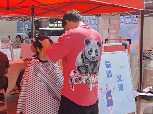 “家門口”的一站式服務！瑞方人力助力打造火車南站街道錦官新城社區(qū)特色就業(yè)IP 第6張