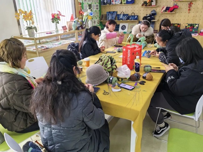 傳承指尖手藝，激活就業(yè)新機：瑞方人力助力華興街道開展女紅就業(yè)幫扶 第4張